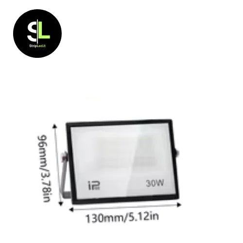 Faro LED 30W con misure 130x96 millimetri su sfondo bianco con logo StripLed.it