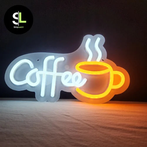 Insegna neon LED Coffee accesa con tazza luminosa e scritta bianca con logo StripLed.it