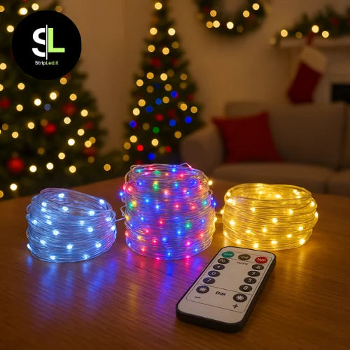 Luci a filo argento LED 20 metri colorate o bianco caldo o freddo accese in un ambiente natalizio e logo StripLed.it