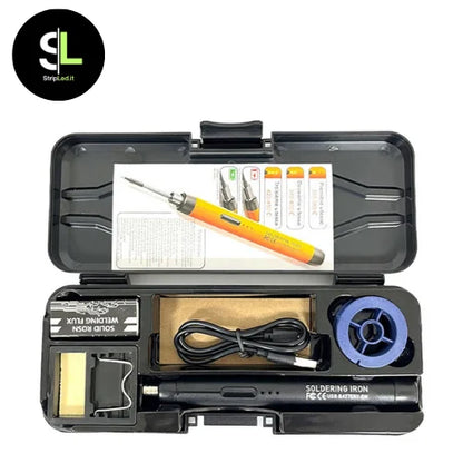 Kit saldatore a stagno USB-C nella sua confezione con accessori su sfondo bianco e logo StripLed.it