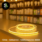 Dettaglio della striscia LED COB 12V bianco caldo 3000K con luce continua e omogenea.