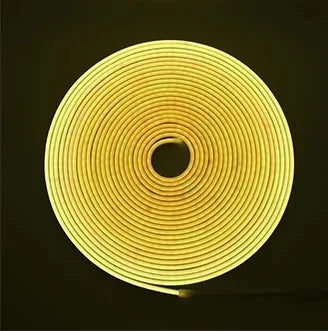 Striscia LED Neon Flex 12V gialla su sfondo scuro